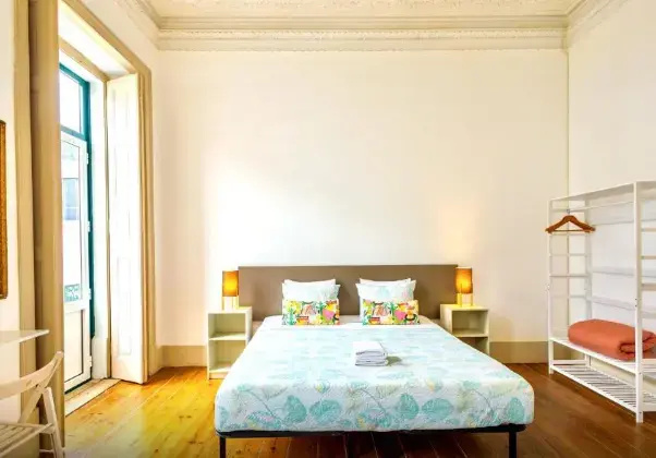 Deluxe Double room (full double bed)