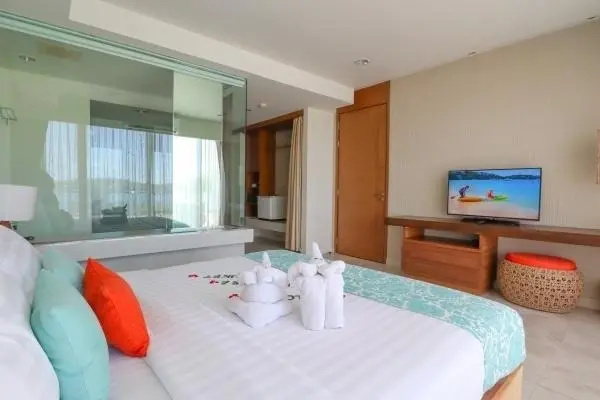 Двухместный номер Premier с видом на море (двуспальная кровать) в Отель Bandara Beach Resort, Phuket