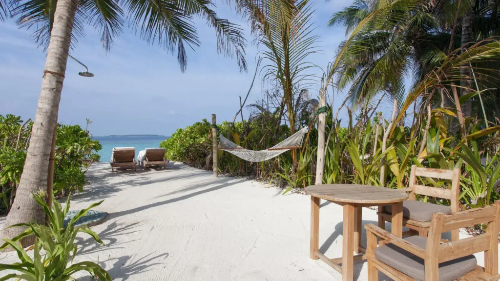Люкс with Pool Crusoe в Soneva Fushi