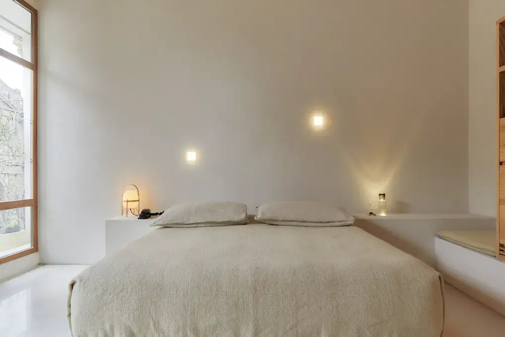 Double Junior Suite (full double bed)