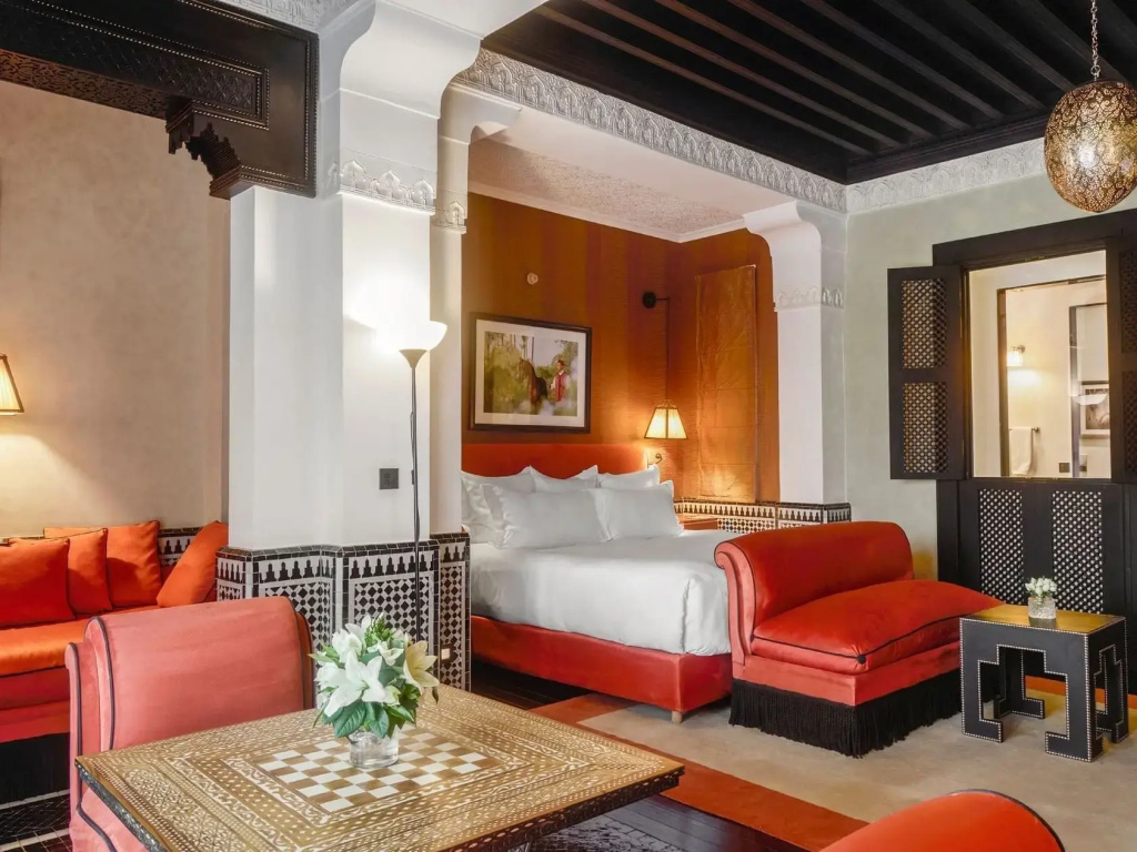 Double Junior Suite (full double bed)