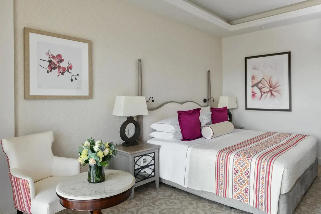 Deluxe Double room with inland view (full double bed)