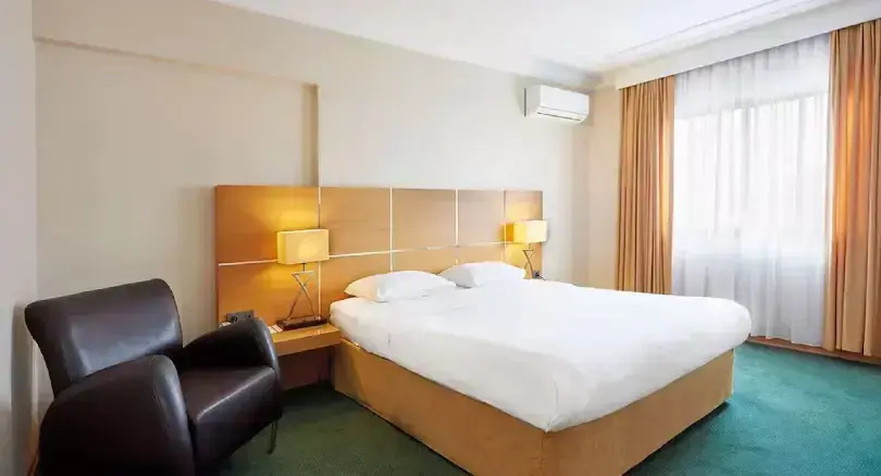 Standard Double Suite (full double bed)