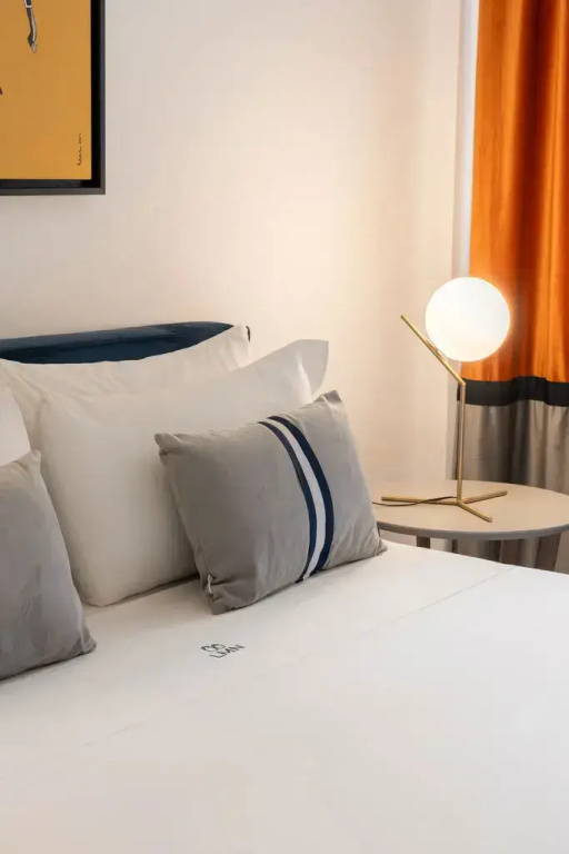 Classic Double room (full double bed)