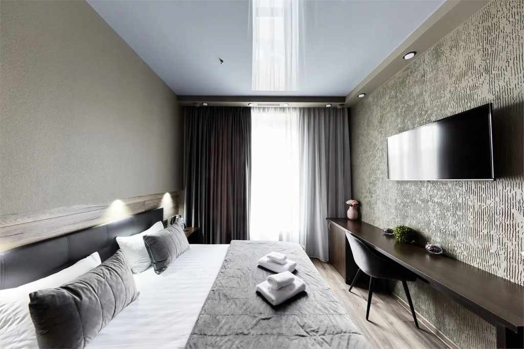 Deluxe Double room (full double bed)