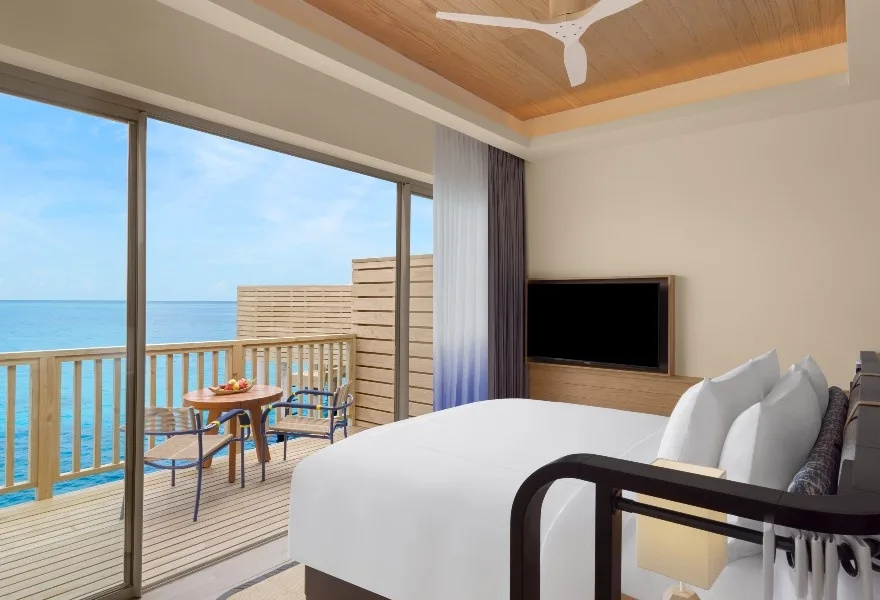 3 Bedrooms Sunset Over Water Pool Residence