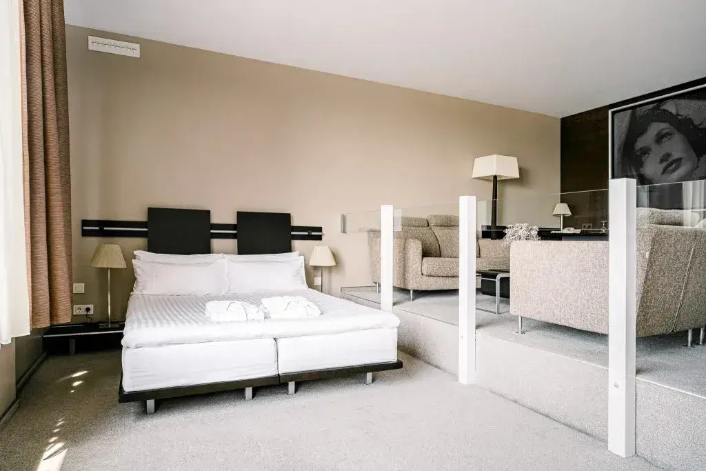 Deluxe Double room with sea view (full double bed)
