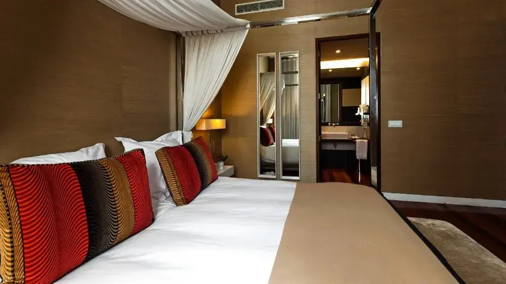 Palace Double Suite (full double bed)