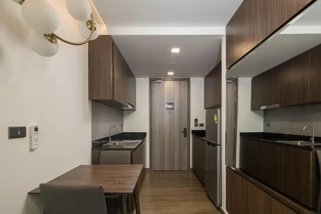 Двухместный номер Premier 2 отдельные кровати в The Proud Karon Beach Phuket Trademark Collection By Wyndham
