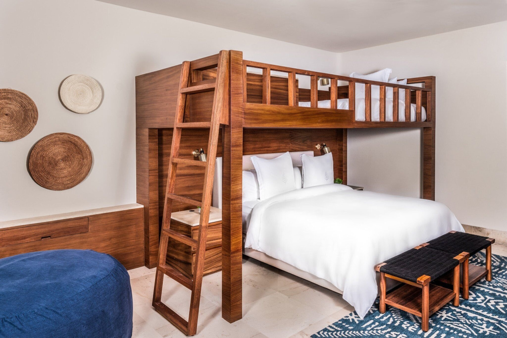 2 Bedrooms Casita Family