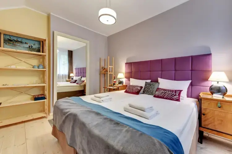 Standard Double room with balcony (full double bed)