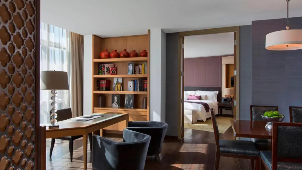 Astor Paseo De La Reforma Avenue View Double Suite (full double bed)