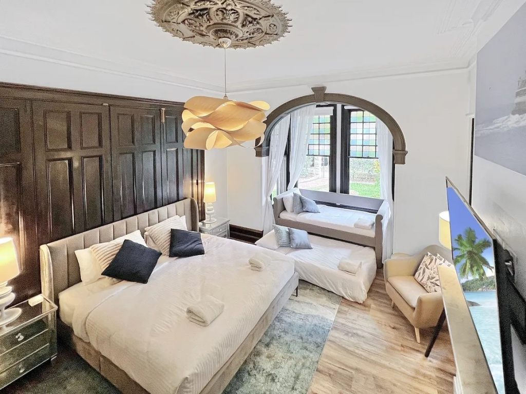 Heritage Double room (full double bed)