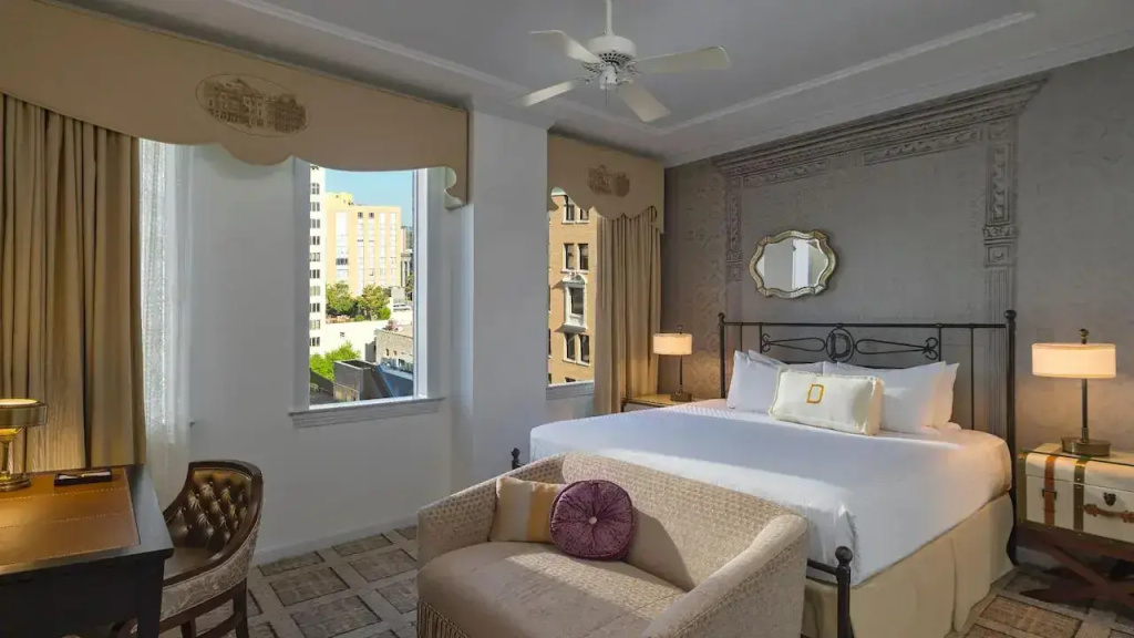 Room with city view