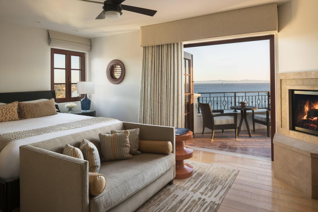 2 Bedrooms The Ritz-Carlton Suite with ocean view