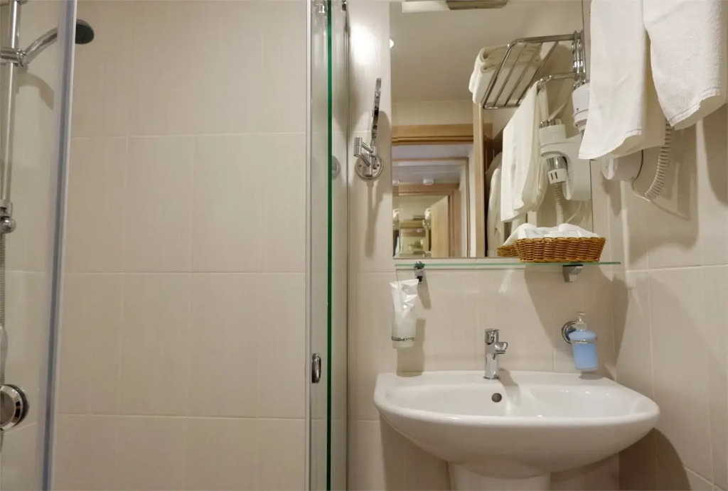 Двухместный люкс VIP двуспальная кровать в Бургас