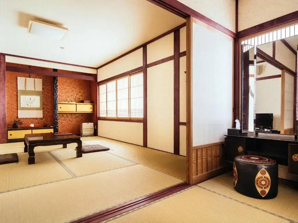 Deluxe Family room