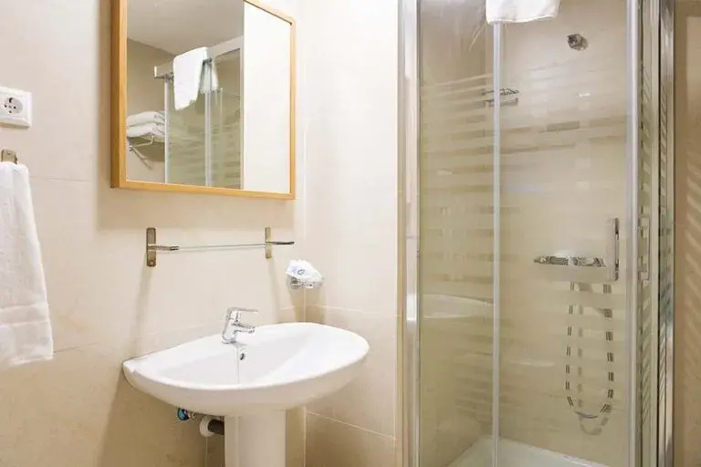 Málaga Eliseos Hotel - Chambres