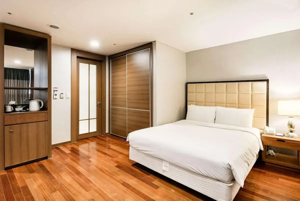 Ramada Hotels & Suites Seoul Namdaemun - Chambres