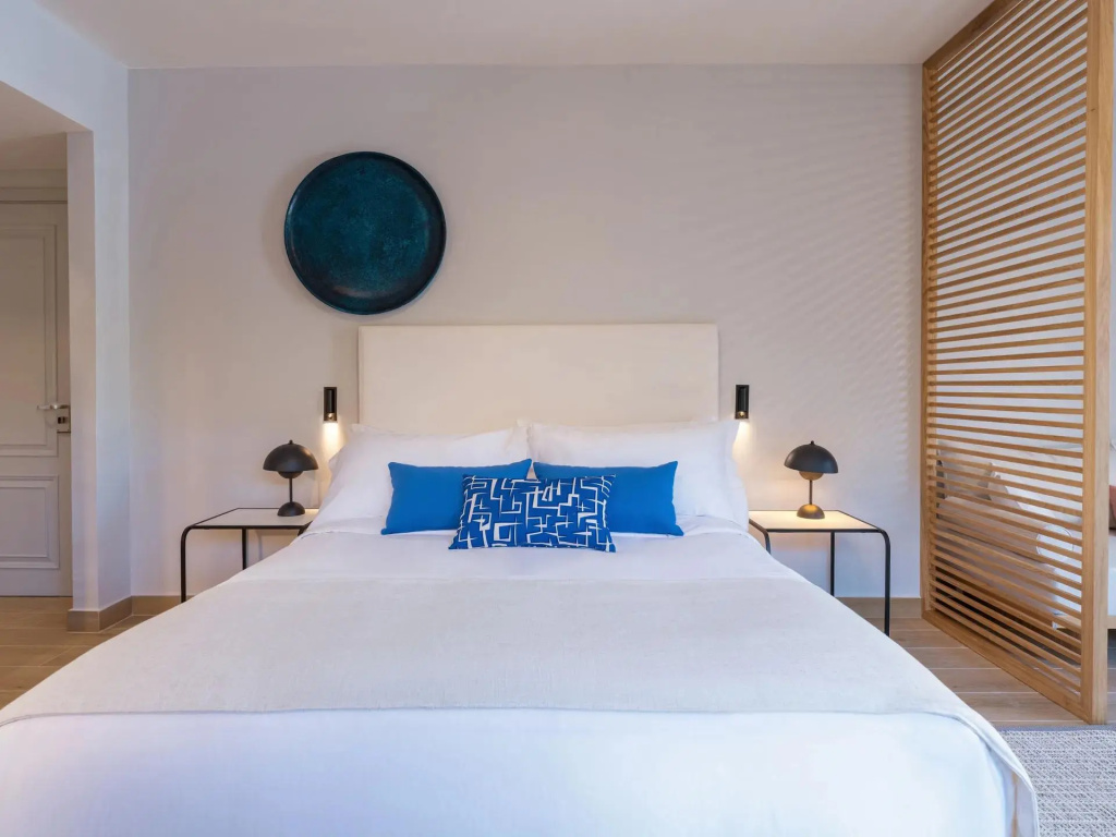 Zen Double Retreat with inland view (full double bed and sofa) (king size bed)