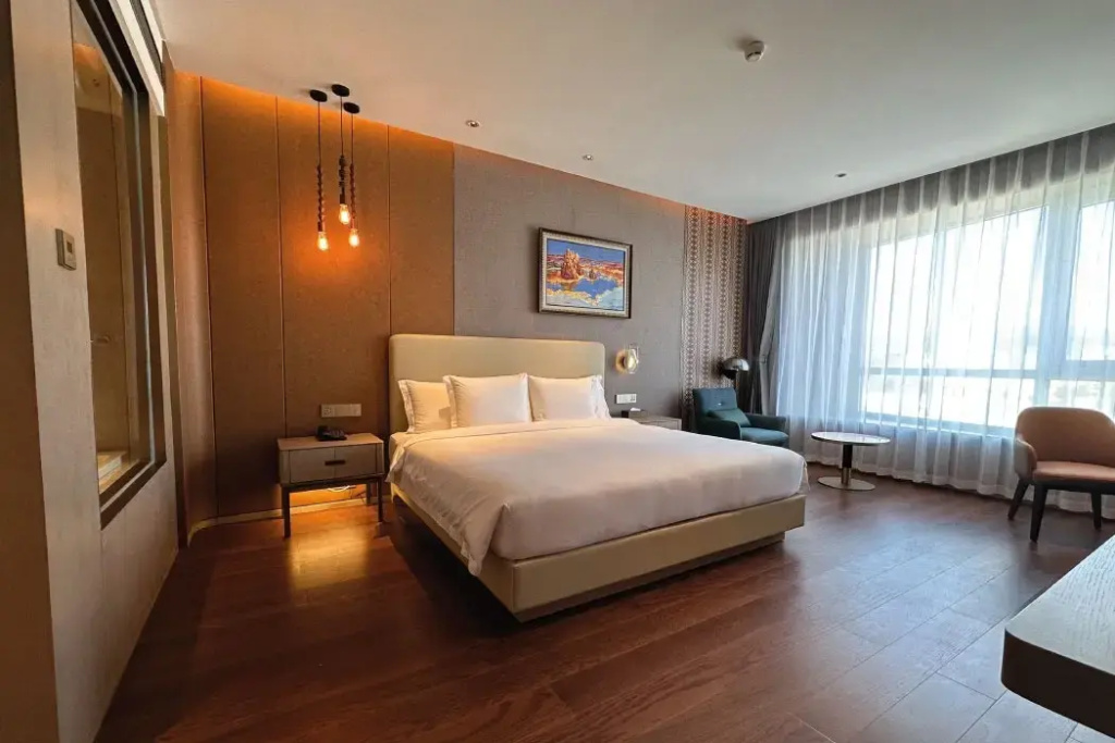 Premium Double room (full double bed)