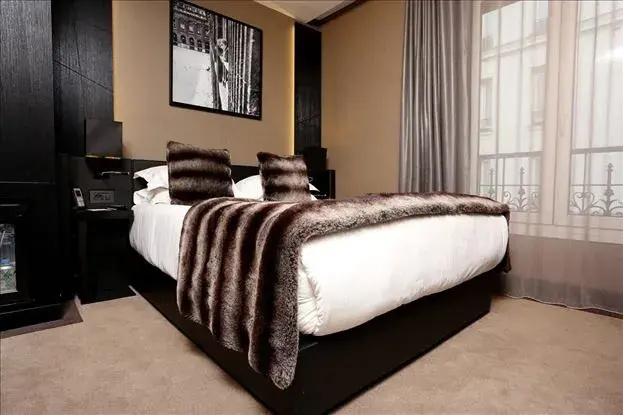 Deluxe Single room