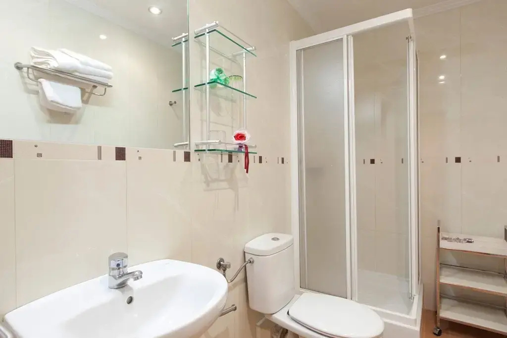 Triple room