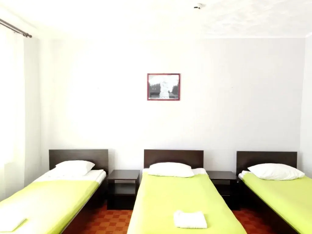 Economy room