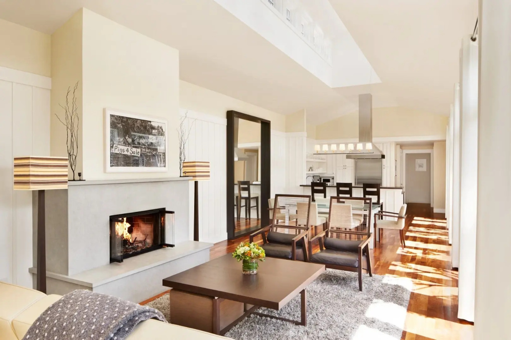 2 Bedrooms Quadruple Courtyard Home