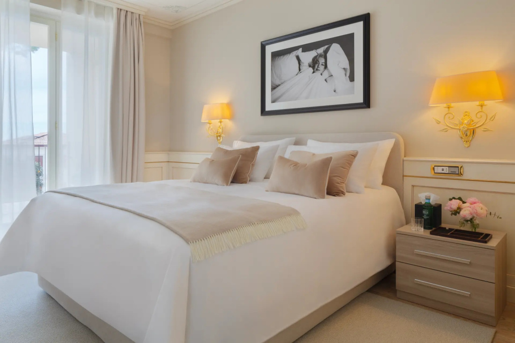 Forte Double Suite (full double bed)