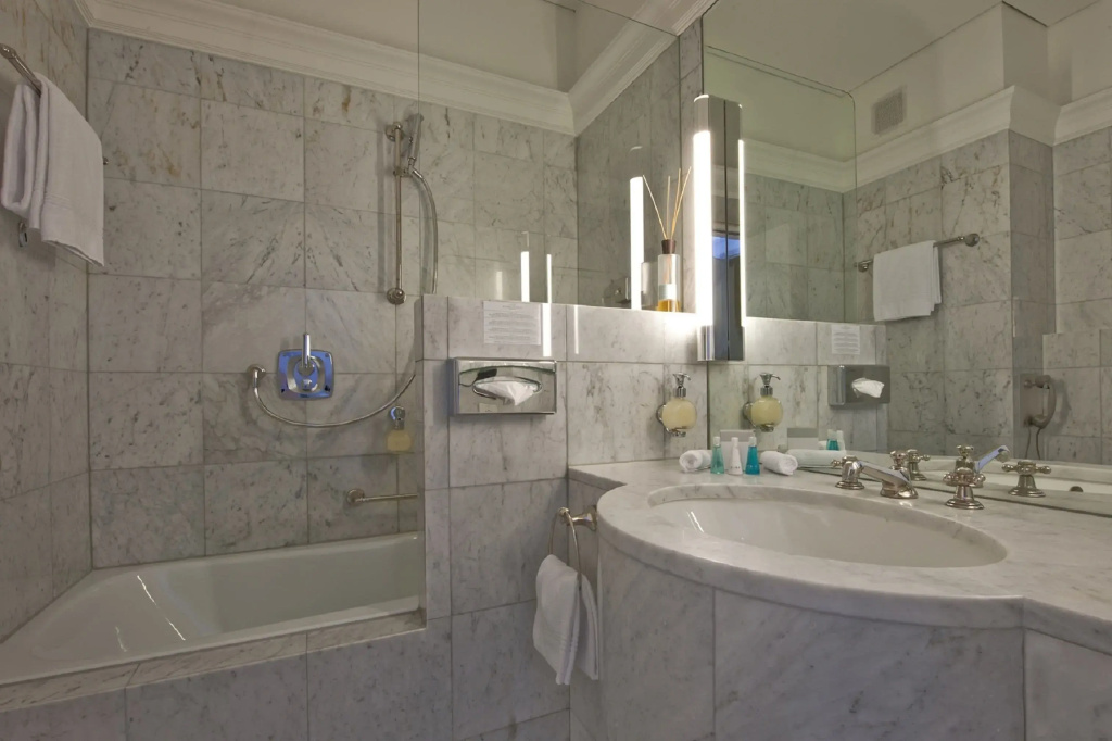 Schweizerhof St. Moritz - Chambres