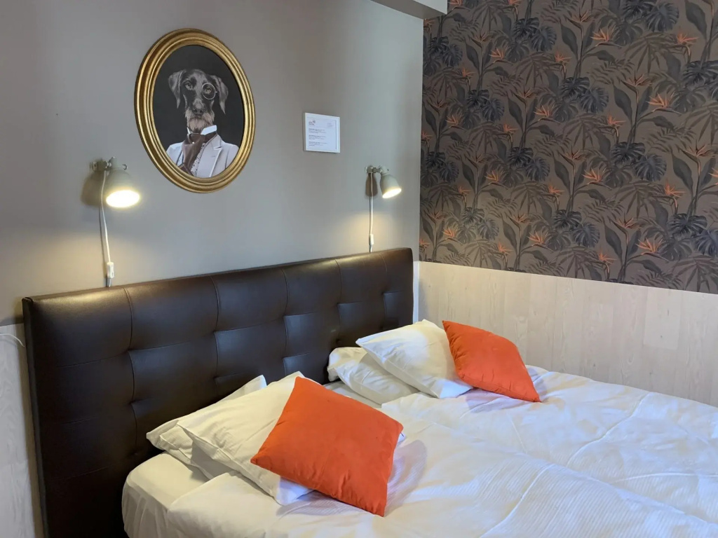 Double Studio (full double bed)