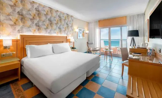 Elba Sara Beach & Golf Resort - Chambres
