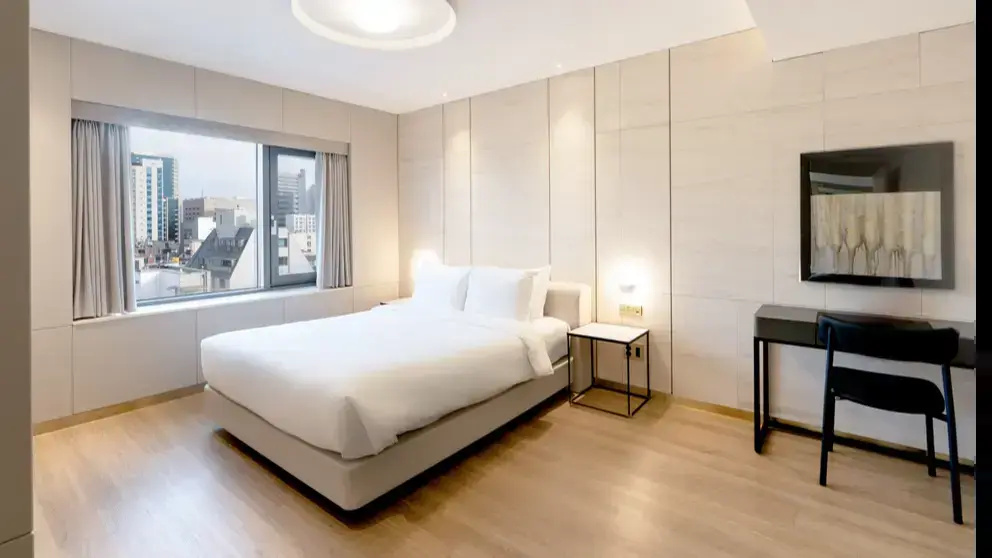 Eliena Double Suite (full double bed)
