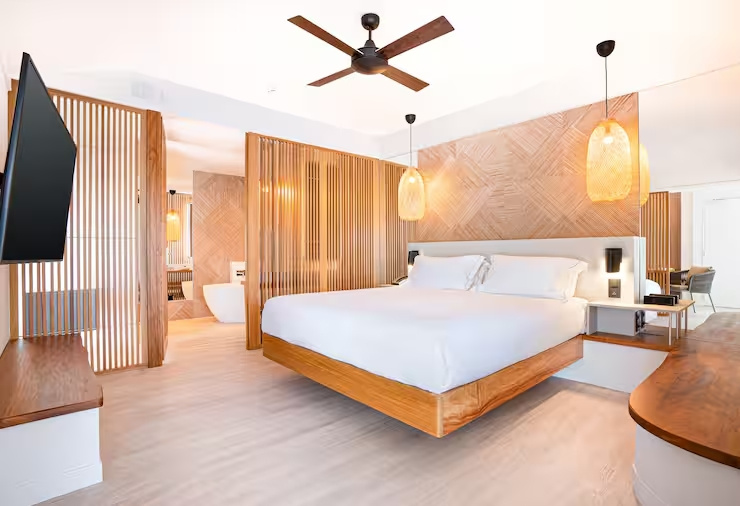 Deluxe Beach Double Bungalow (full double bed)