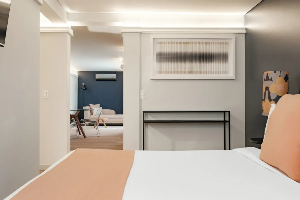 Grand Double Suite (full double bed)