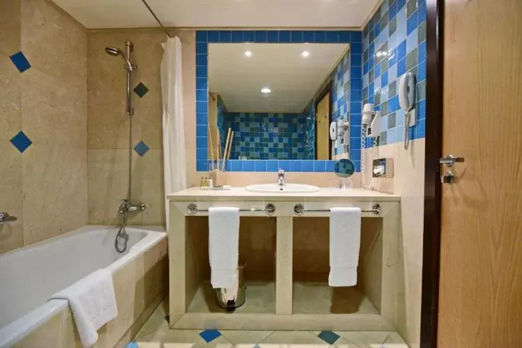 Grande Real Santa Eulalia Resort - Chambres