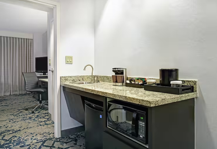 Embassy Suites by Hilton Charleston Hotel - Chambres
