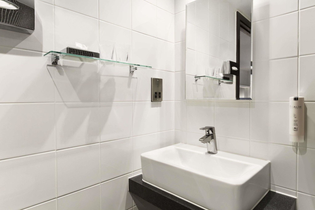 Ramada by Wyndham Oxford - Chambres