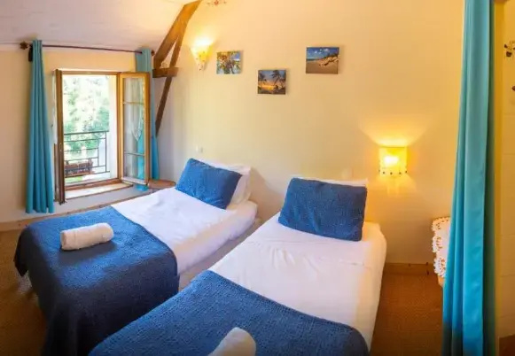 Double room (twin beds)
