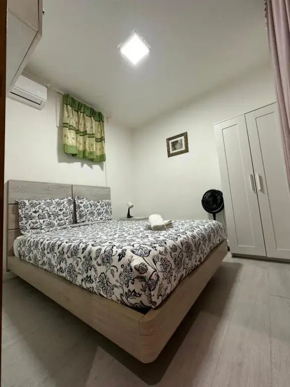 Budget Double room (full double bed)