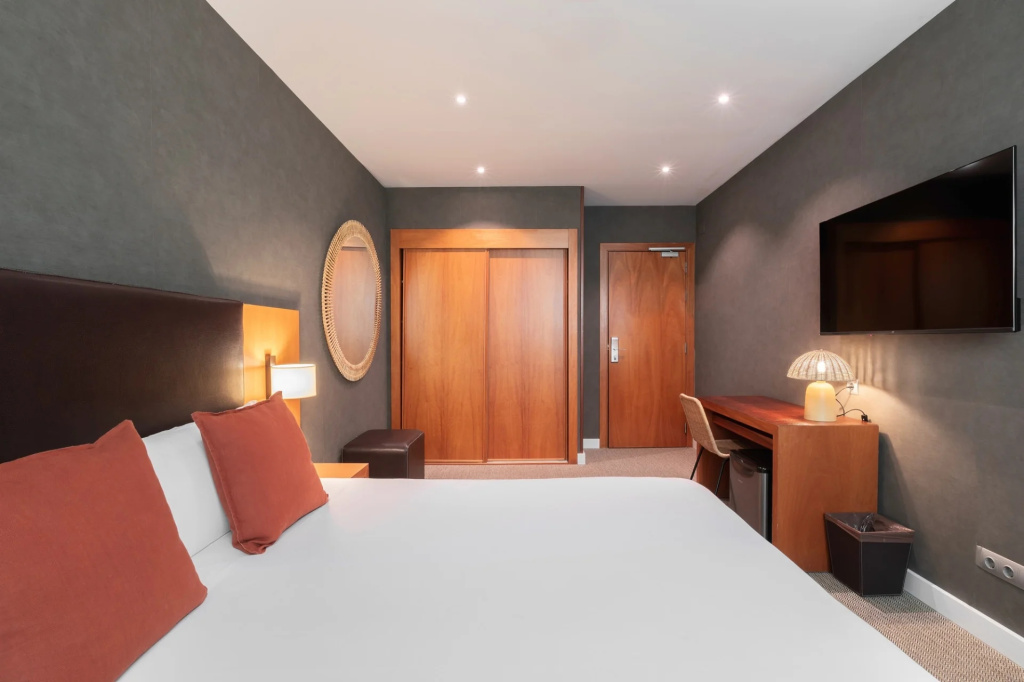 Hotel Acta Sant Just - Chambres