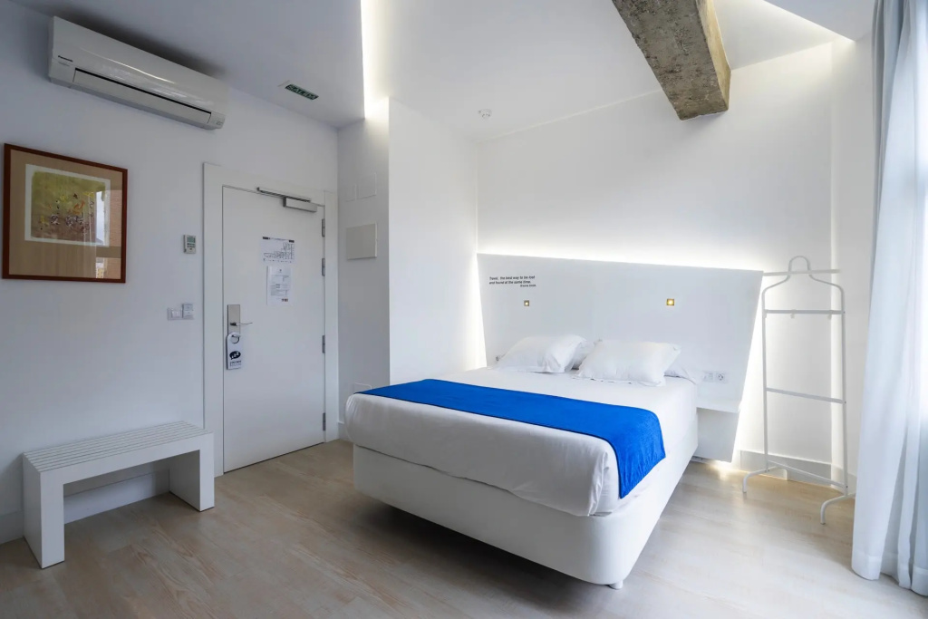 Atarazanas Málaga Boutique Hotel - Chambres