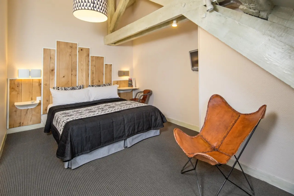 Tradition with Air Conditioning Double room (full double bed)