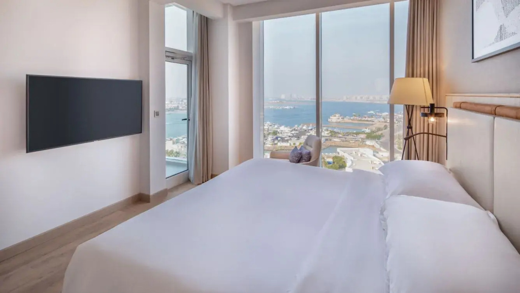 1 Bedroom Double Junior Suite (full double bed)
