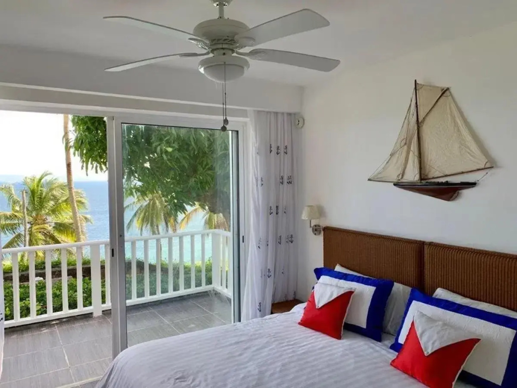 Apartment with sea view