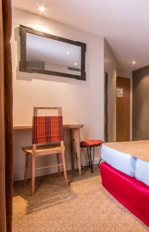 Classic Double room with courtyard view (twin beds)