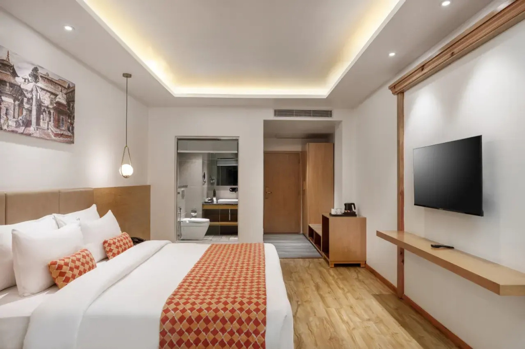 Superior Double room (full double bed)