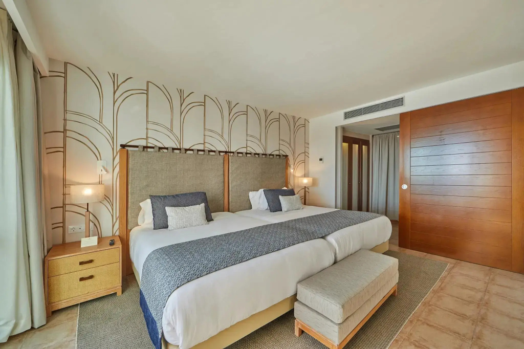 Double Suite (twin beds)