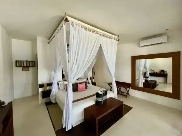 Rooftop Double room beachfront full double bed